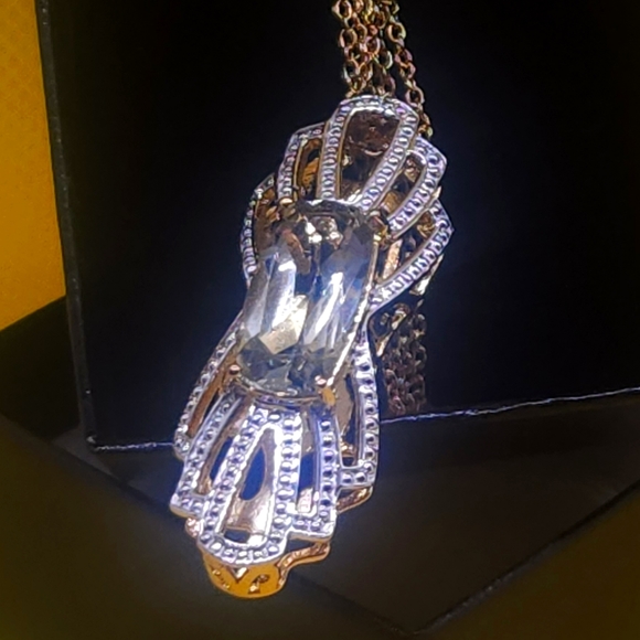 Marcel Drucker Pendant - Picture 1 of 3